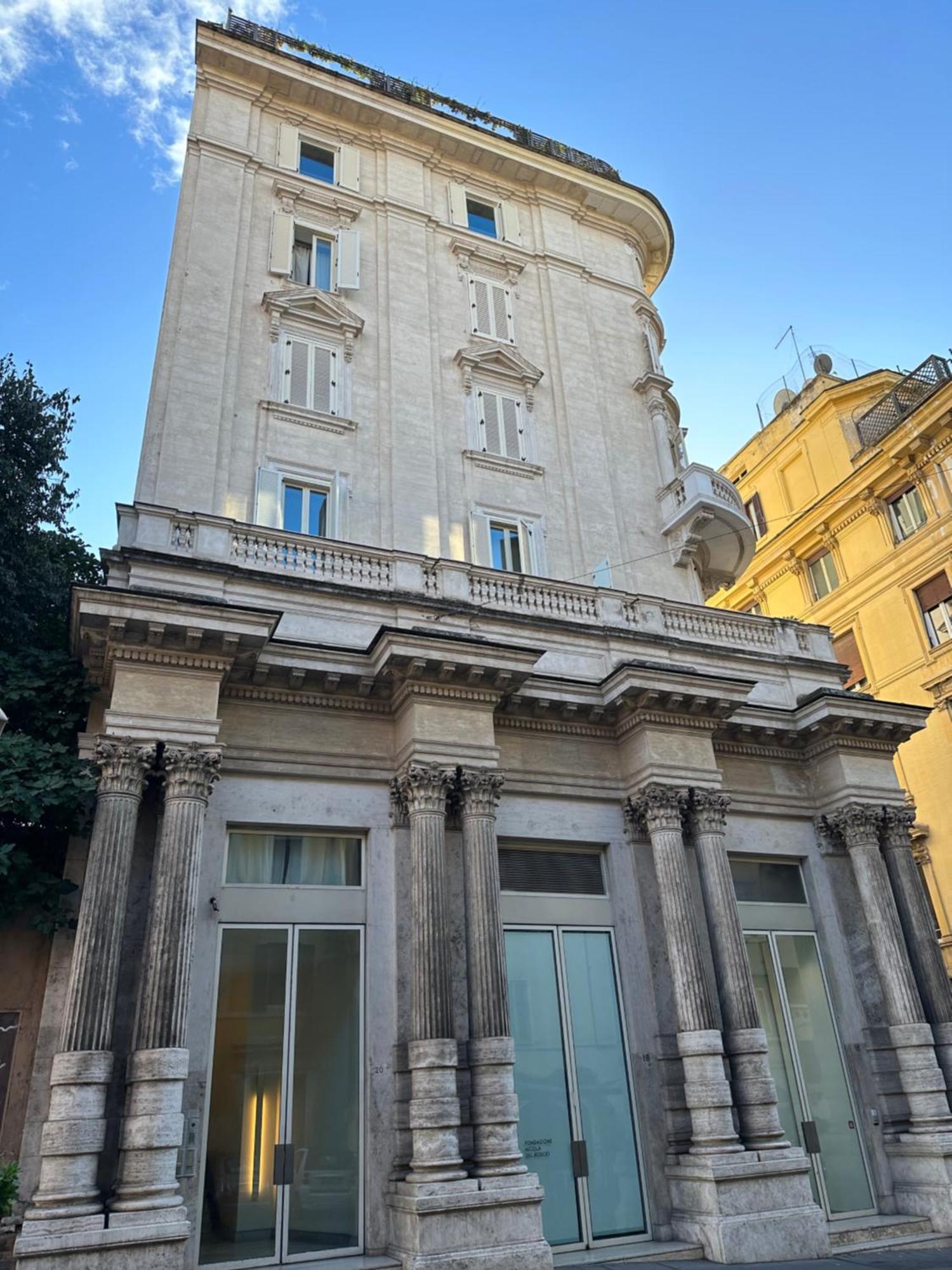 Crispi 2enty - Appartamento incantevole al centro di Roma Esterno foto
